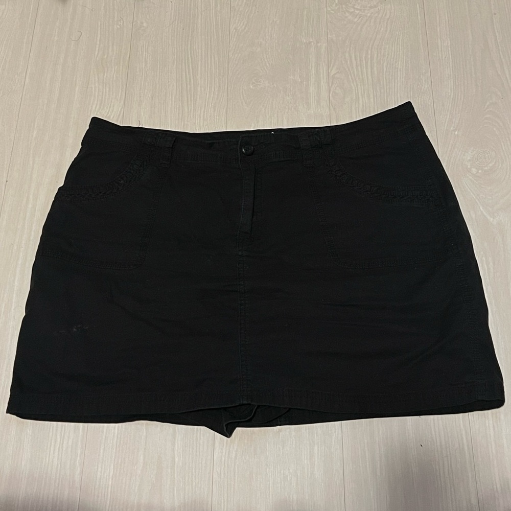 cargo black mini skirt